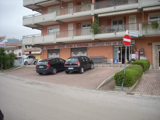 Locale Commerciale Caserta 1057/FV