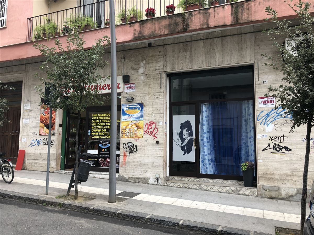 Vendita Magazzino Cosenza