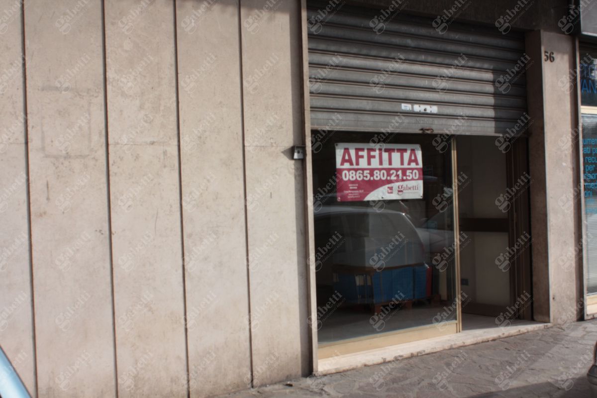 Negozio in Affitto Isernia