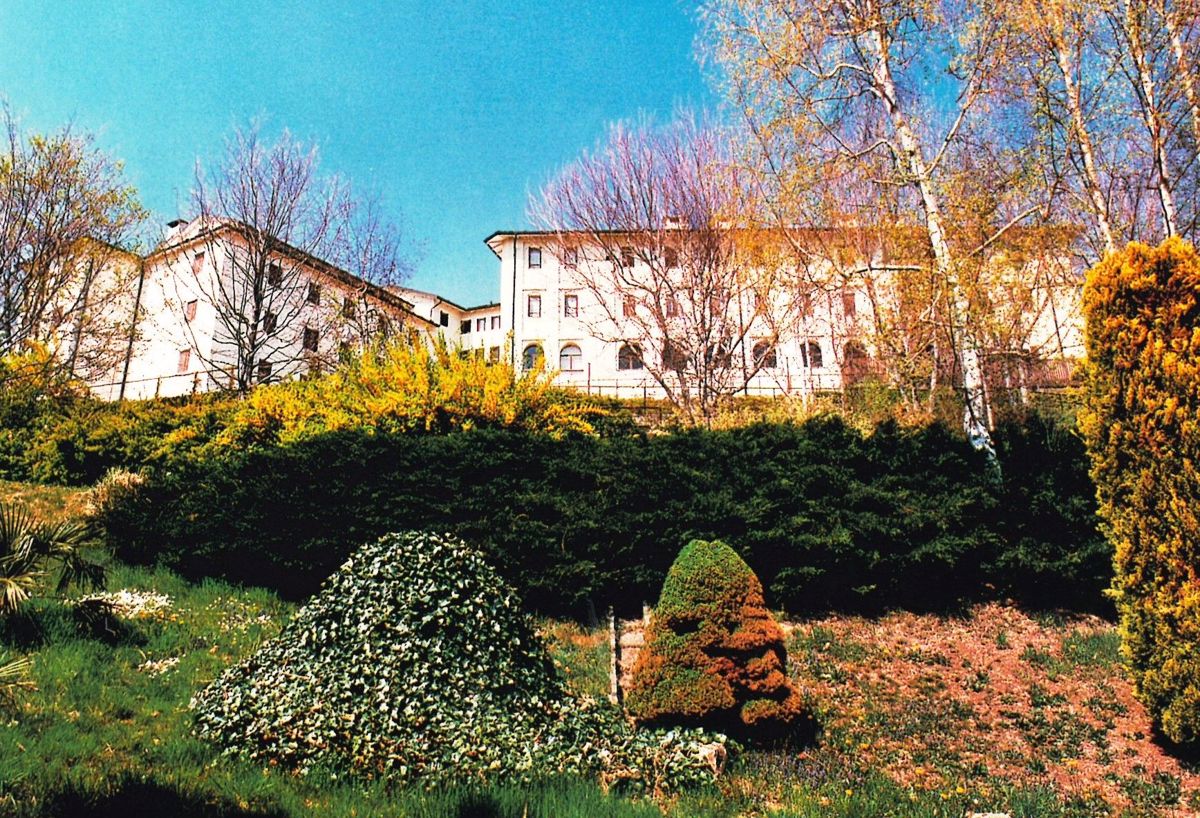 Stabile/Palazzo in Vendita Castelnuovo Nigra