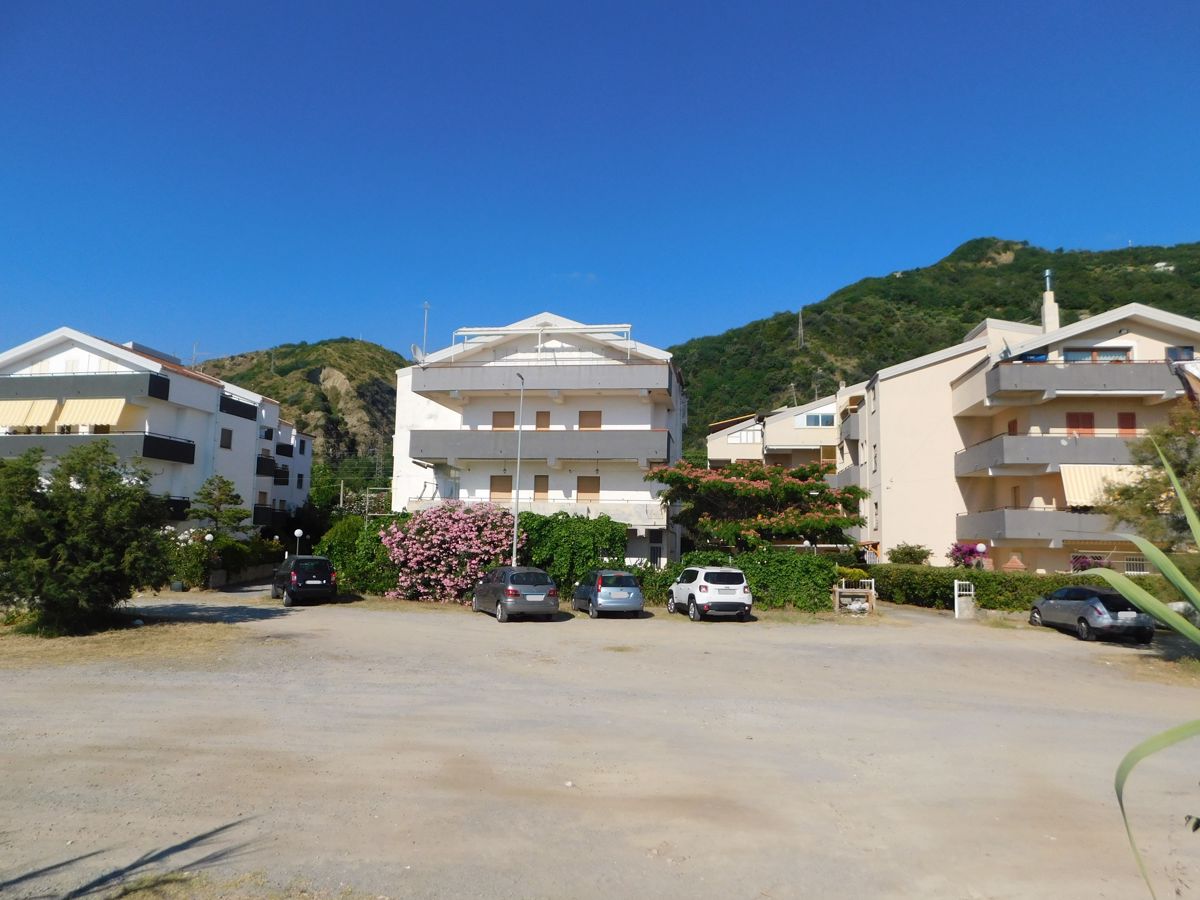 Appartamento in Vendita Falconara Albanese