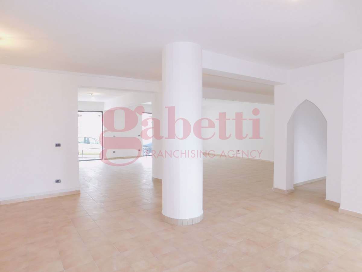 Affitto Negozio Venafro