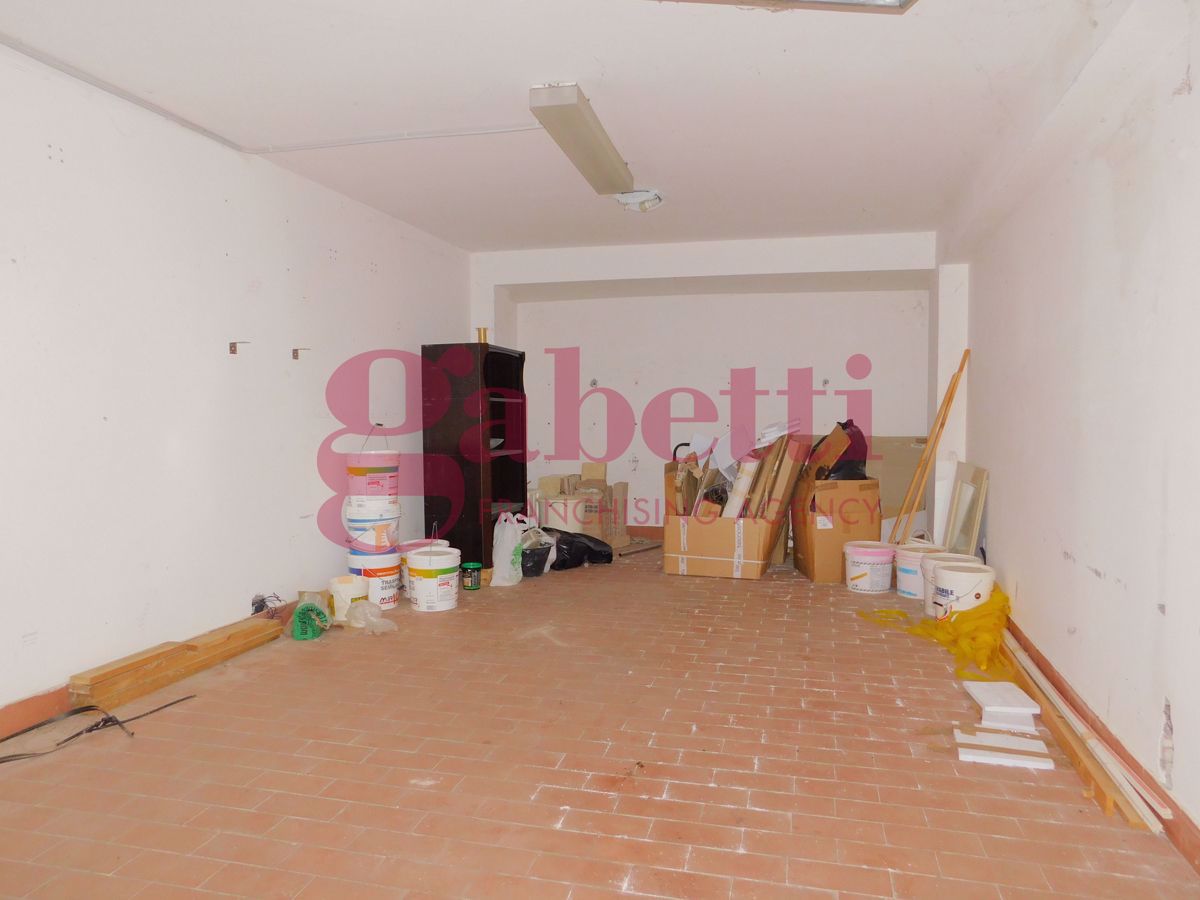 Affitto Box/Posto auto Pozzilli