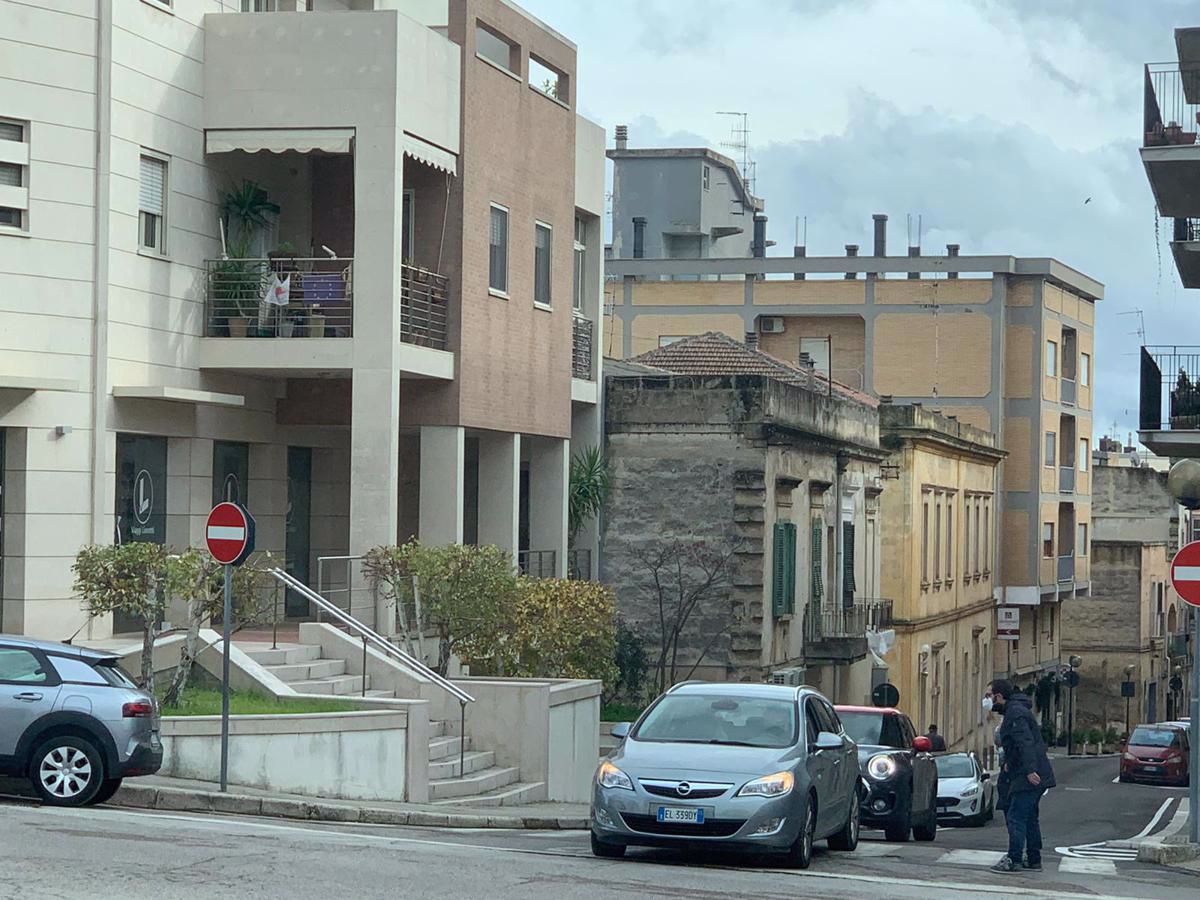 Negozio in Affitto Matera