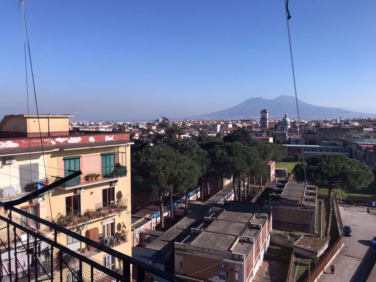 Appartamento in Affitto Napoli