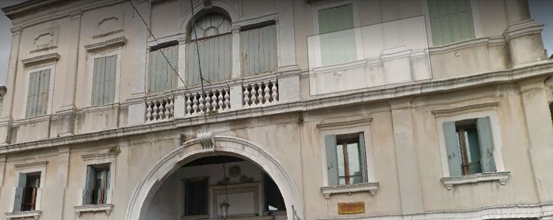 Stabile/Palazzo in Vendita Chioggia