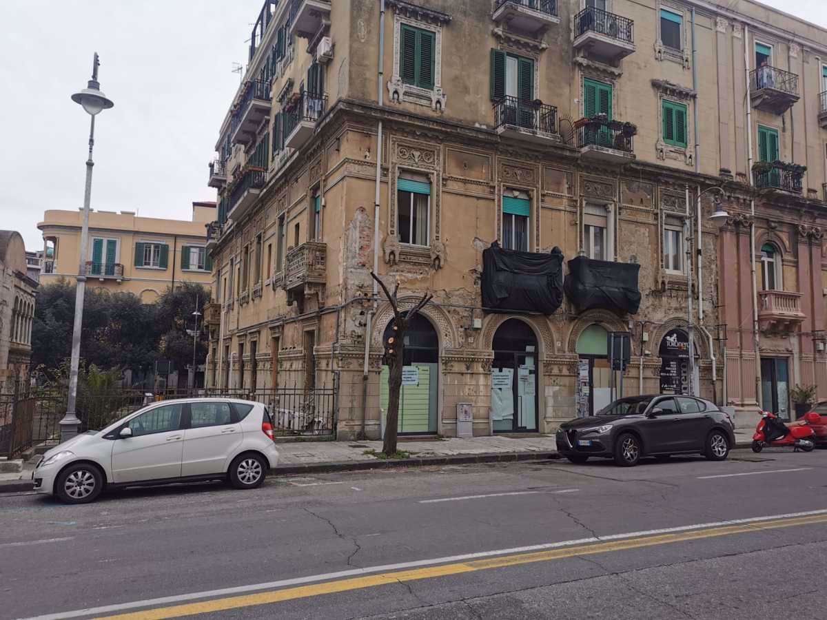 Negozio in Affitto Messina