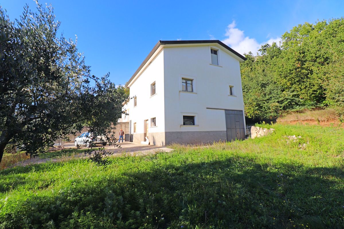 Vendita Casa Indipendente San Donato Val di Comino