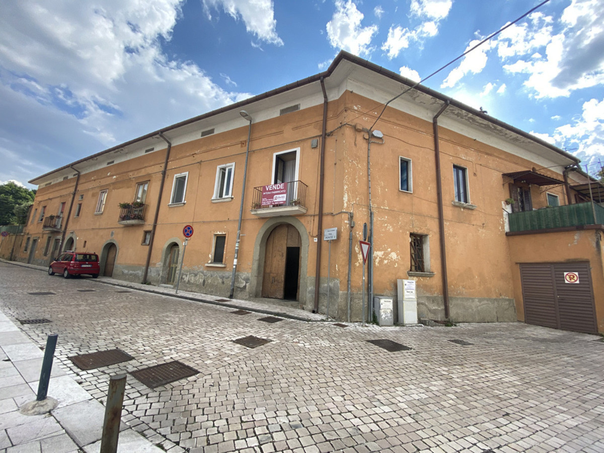 Stabile/Palazzo in Vendita Avellino