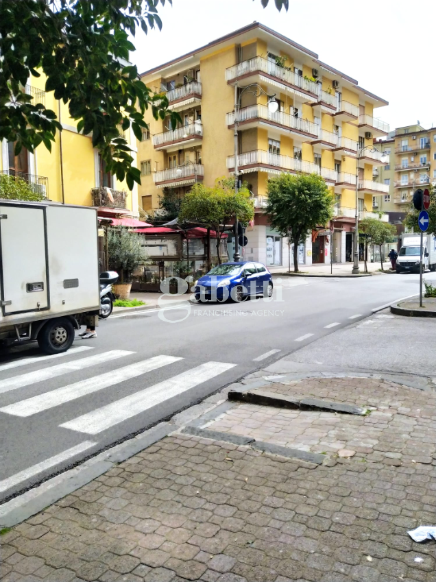 Negozio Salerno Via PosidoniaVCG