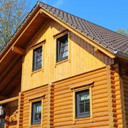 Casa in Legno con Sistema Blockhaus